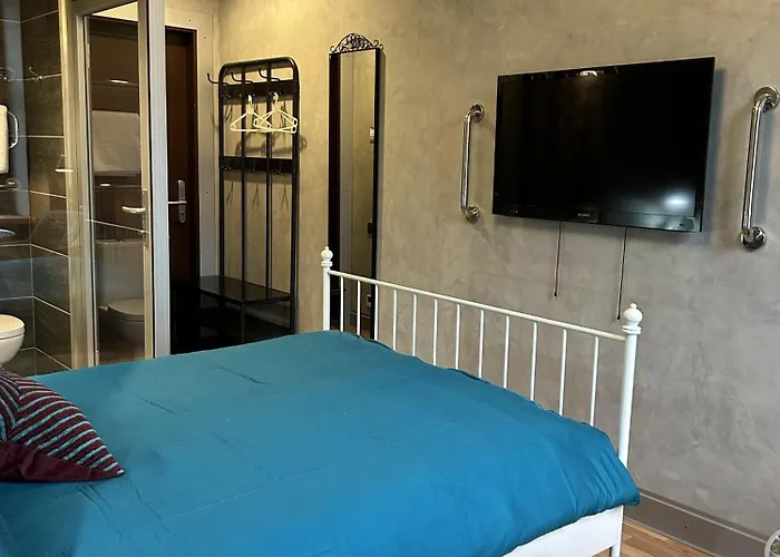 Reddoor 11 Freeparking Aparthotel Riga